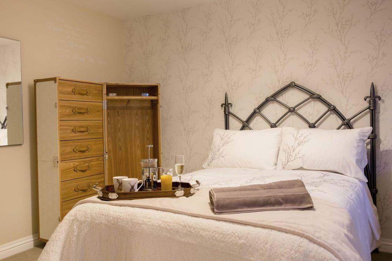 Thrush Nest Cottages - Wren Cottage Sleeps 4, 2 Bedrooms & Stable Cottage Sleeps 2, 1 Bedroom York Eksteriør billede