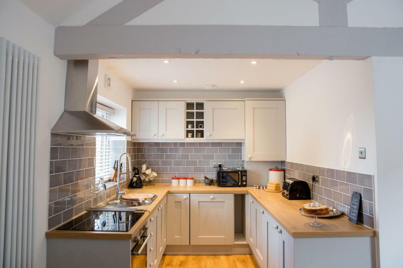 Thrush Nest Cottages - Wren Cottage Sleeps 4, 2 Bedrooms & Stable Cottage Sleeps 2, 1 Bedroom York Eksteriør billede