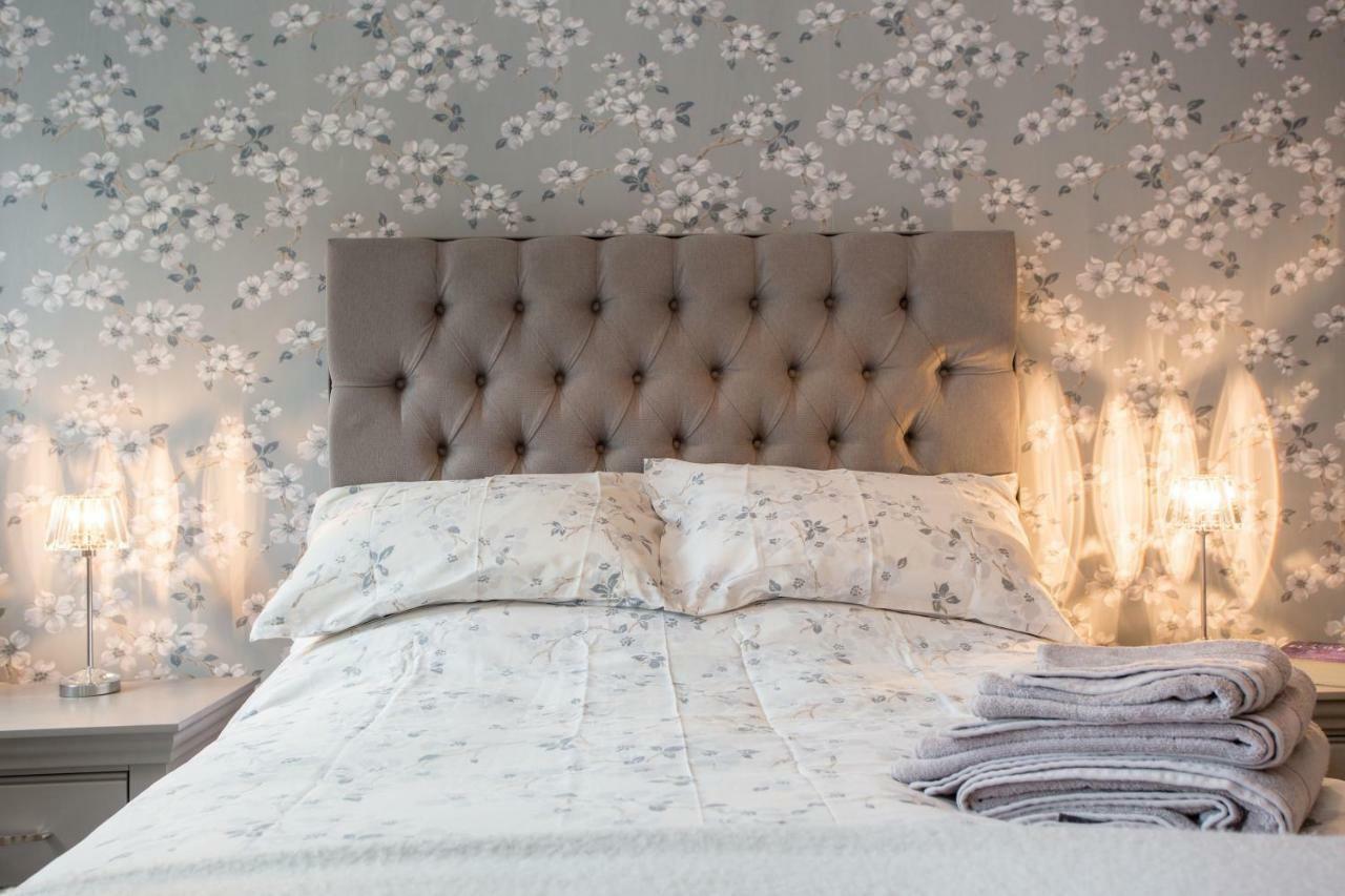 Thrush Nest Cottages - Wren Cottage Sleeps 4, 2 Bedrooms & Stable Cottage Sleeps 2, 1 Bedroom York Eksteriør billede