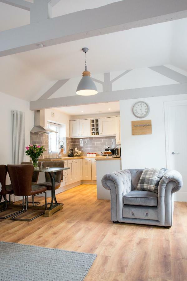 Thrush Nest Cottages - Wren Cottage Sleeps 4, 2 Bedrooms & Stable Cottage Sleeps 2, 1 Bedroom York Eksteriør billede